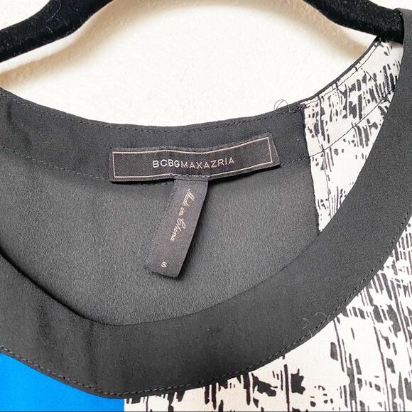 BCBG Max Azria Elicia Graphic Sleeveless Blouse Size Small - Picture 4 of 8